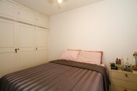 Apartamento à venda com 115m², 3 quartos e 1 vagaQuarto 2