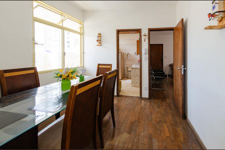 Sala de jantar de apartamento para alugar com 3 quartos, 105m² em Grajaú, Belo Horizonte