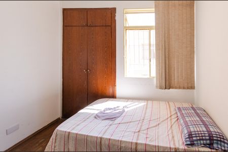 Apartamento para alugar com 105m², 3 quartos e sem vagaQuarto 2