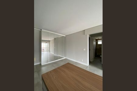 Apartamento para alugar com 63m², 2 quartos e 1 vagaquarto 2