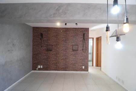 Sala de apartamento para alugar com 2 quartos, 62m² em Santa Mônica, Uberlândia