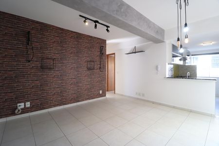 Sala de apartamento para alugar com 2 quartos, 62m² em Santa Mônica, Uberlândia