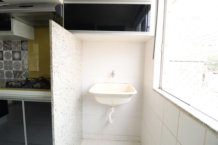 Apartamento para alugar com 62m², 2 quartos e 1 vagaCozinha e Área de Serviço