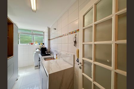Apartamento à venda com 61m², 1 quarto e 1 vagaCozinha 