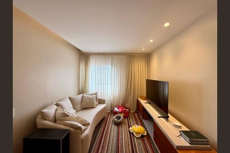 Apartamento à venda com 61m², 1 quarto e 1 vagaSala 