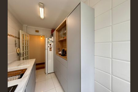 Apartamento à venda com 61m², 1 quarto e 1 vagaCozinha 