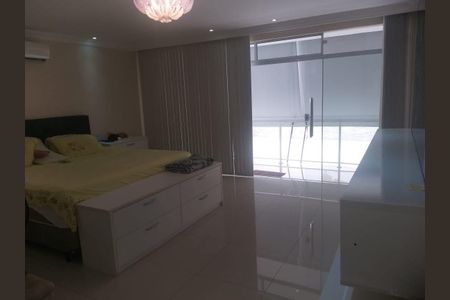Casa para alugar com 3 quartos, 650m² em Jacarepaguá, Rio de Janeiro