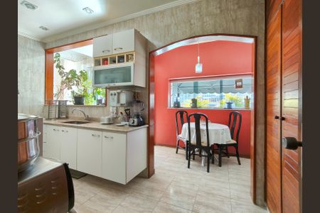 Apartamento à venda com 131m², 3 quartos e 1 vaga Apartamento à venda com 131m², 3 quartos e 1 vagaCozinha