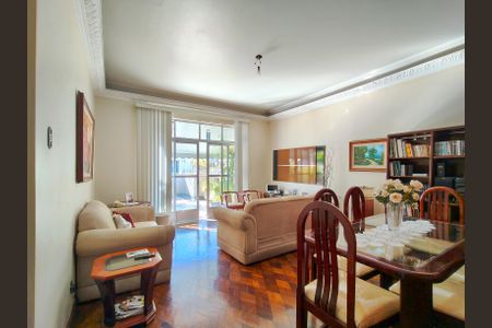 Apartamento à venda com 131m², 3 quartos e 1 vaga Apartamento à venda com 131m², 3 quartos e 1 vagaSala