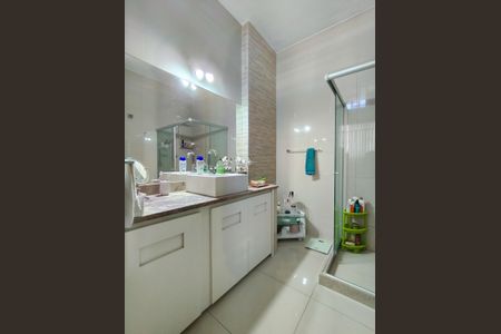 Apartamento à venda com 131m², 3 quartos e 1 vaga Apartamento à venda com 131m², 3 quartos e 1 vagaBanheiro Corredor