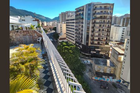 Apartamento à venda com 131m², 3 quartos e 1 vaga Apartamento à venda com 131m², 3 quartos e 1 vagaVista da Sala