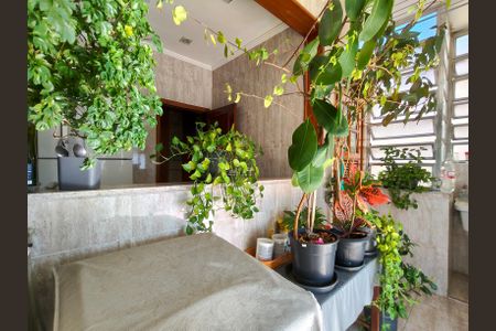 Apartamento à venda com 131m², 3 quartos e 1 vaga Apartamento à venda com 131m², 3 quartos e 1 vagaÁrea de Serviço