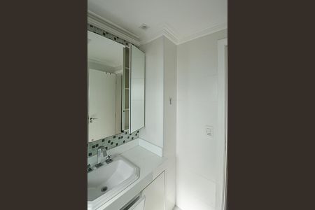 Apartamento para alugar com 260m², 3 quartos e 4 vagasBanheiro da Suíte 2