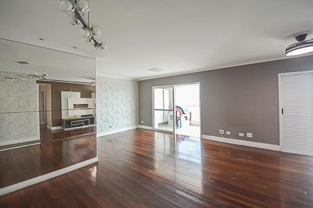 Apartamento para alugar com 260m², 3 quartos e 4 vagasSala