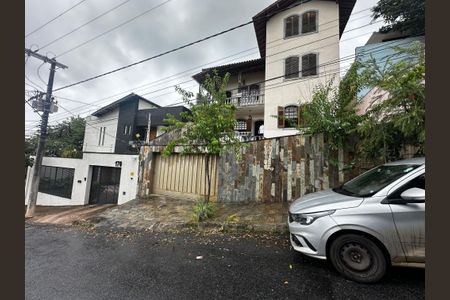 Casa à venda com 360m², 4 quartos e 6 vagasArea comum
