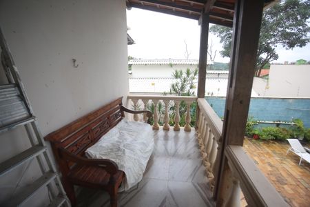 Casa à venda com 360m², 4 quartos e 6 vagasSuite