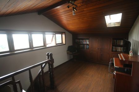 Casa à venda com 360m², 4 quartos e 6 vagasQuarto 3