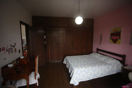 Casa à venda com 360m², 4 quartos e 6 vagasQuarto 2