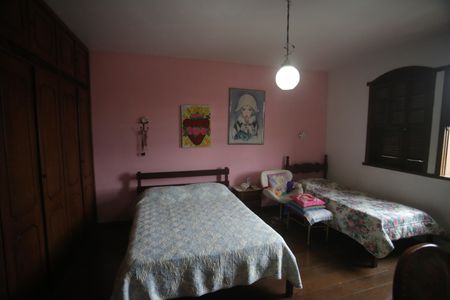 Casa à venda com 360m², 4 quartos e 6 vagasQuarto 2