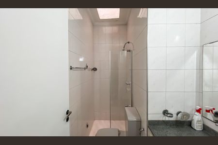 Casa de condomínio para alugar com 195m², 3 quartos e 2 vagas Casa de condomínio para alugar com 195m², 3 quartos e 2 vagasBanheiro