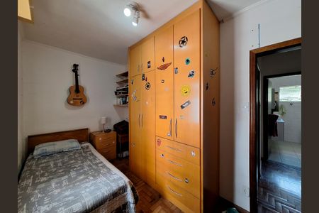 Casa à venda com 222m², 3 quartos e 2 vagasQuarto 2