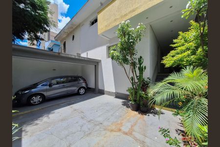 Casa à venda com 222m², 3 quartos e 2 vagasGaragem