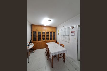 Casa à venda com 222m², 3 quartos e 2 vagasCozinha