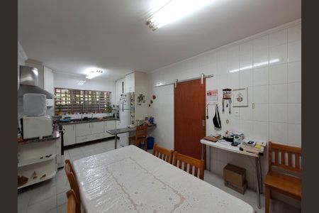 Casa à venda com 222m², 3 quartos e 2 vagasCozinha