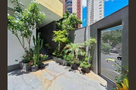 Casa à venda com 222m², 3 quartos e 2 vagasEntrada