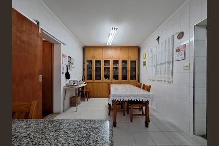 Casa à venda com 222m², 3 quartos e 2 vagasCozinha