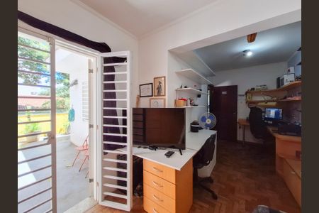 Casa à venda com 222m², 3 quartos e 2 vagasQuarto 3