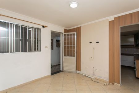 Sala de casa para alugar com 2 quartos, 150m² em Itaquera, São Paulo