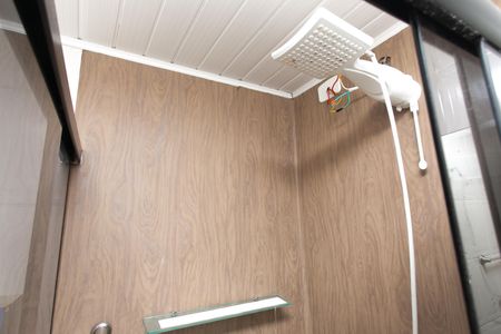 Casa para alugar com 150m², 2 quartos e sem vagaBanheiro - Chuveiro