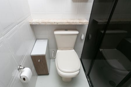 Casa para alugar com 150m², 2 quartos e sem vagaBanheiro - Detalhe 