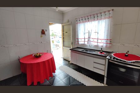 Casa para alugar com 64m², 3 quartos e 1 vagaCozinha