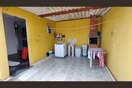 Casa para alugar com 64m², 3 quartos e 1 vagaÁrea de Serviço