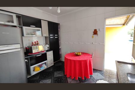 Casa para alugar com 64m², 3 quartos e 1 vagaCozinha