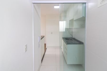 Apartamento à venda com 58m², 3 quartos e 1 vagaÁrea de Serviço