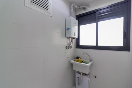 Apartamento à venda com 58m², 3 quartos e 1 vagaÁrea de Serviço