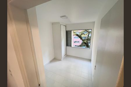 Quarto de apartamento para alugar com 2 quartos, 50m² em Vila Madalena, São Paulo
