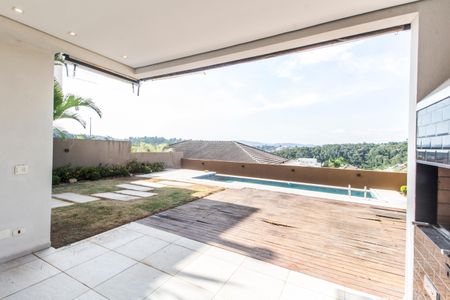 Casa de condomínio à venda com 309m², 5 quartos e 4 vagas Casa de condomínio à venda com 309m², 5 quartos e 4 vagasVista da Sala