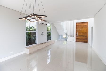 Sala de casa de condomínio à venda com 5 quartos, 309m² em Colinas da Anhanguera, Santana de Parnaíba