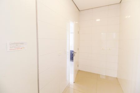 Casa de condomínio à venda com 309m², 5 quartos e 4 vagas Casa de condomínio à venda com 309m², 5 quartos e 4 vagasÁrea de Serviço