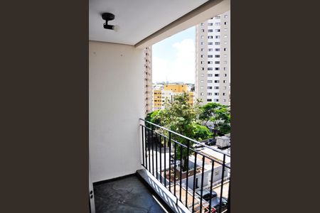 Apartamento à venda com 63m², 2 quartos e 1 vagaDetalhe - Varanda do Quarto 01