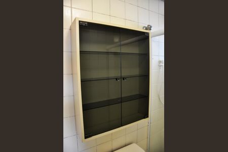 Apartamento à venda com 63m², 2 quartos e 1 vagaDetalhe - Banheiro Social