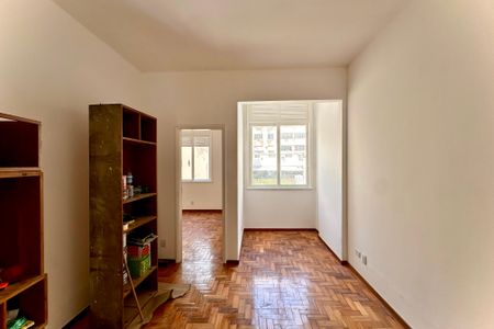Apartamento para alugar com 65m², 2 quartos e sem vaga