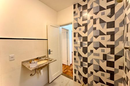 Apartamento para alugar com 65m², 2 quartos e sem vaga