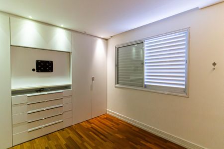 Apartamento para alugar com 110m², 2 quartos e 2 vagasSuíte