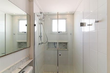 Apartamento para alugar com 110m², 2 quartos e 2 vagasBanheiro