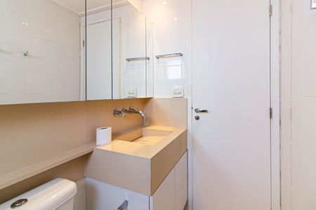 Apartamento para alugar com 110m², 2 quartos e 2 vagasBanheiro da Suíte